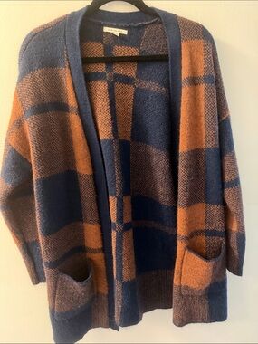 American Eagle Outfitters Navy and Rust Plaid Open-Front Cardigan